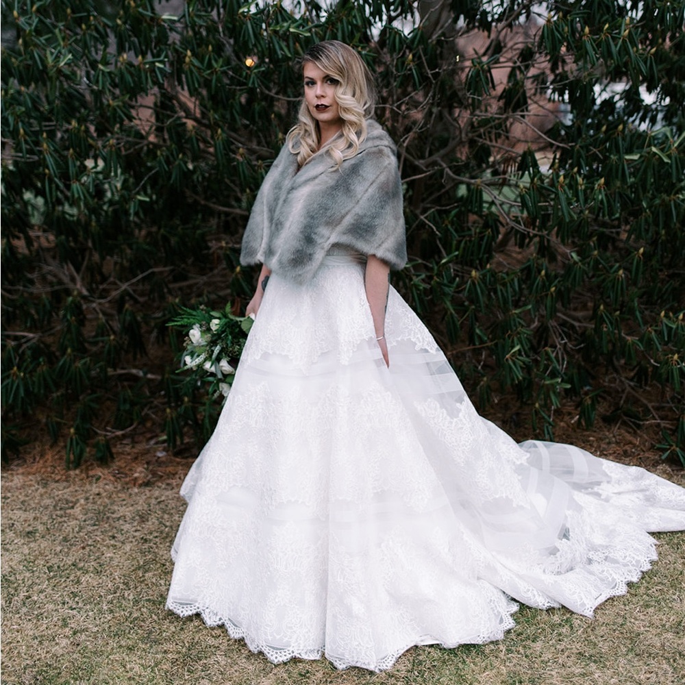 Allure bridal A-line ball gown - Picture 3 of 6